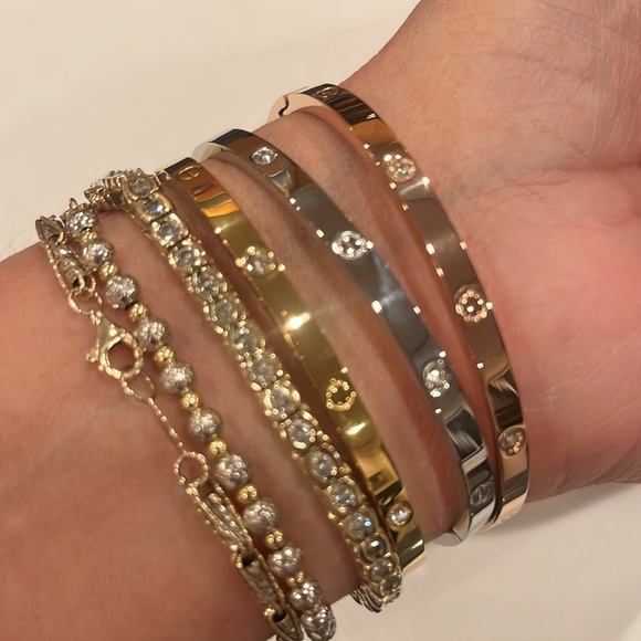 New Stainless Steel Cartier look a like Love Bangle Rose Gold plated SZ 17 Small - Picture 3 of 9